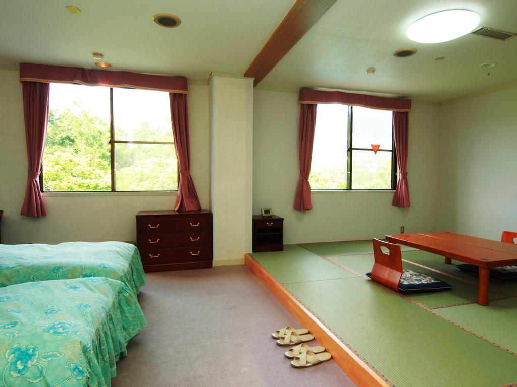 You Resort Hotel Яманути Экстерьер фото