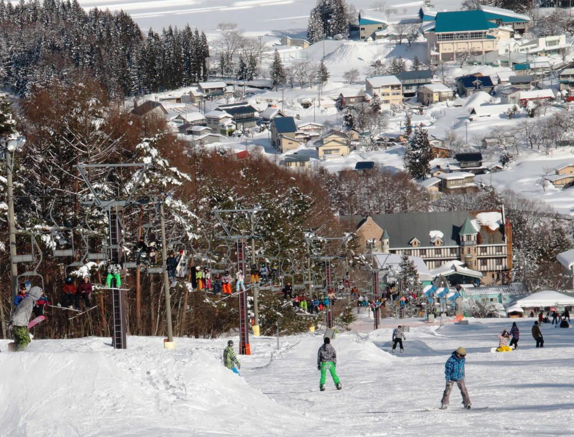 You Resort Hotel Яманути Экстерьер фото